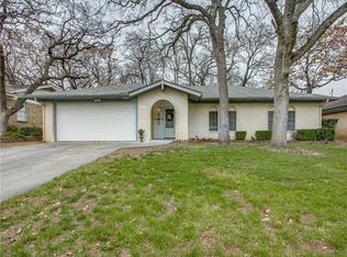 7713 Noneman Dr, North Richland Hills, TX 76182