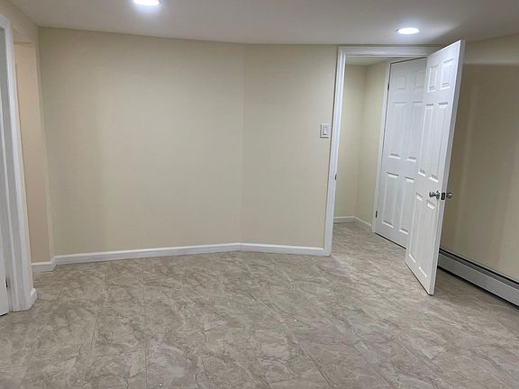 4th image of 87-15 284th St