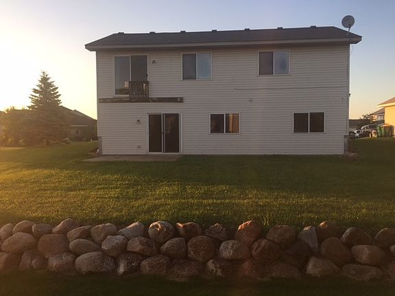 2nd image of 808 Buffalo Hills St
