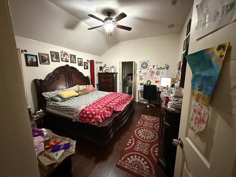 1619 Mineral Springs Dr — Photo 3