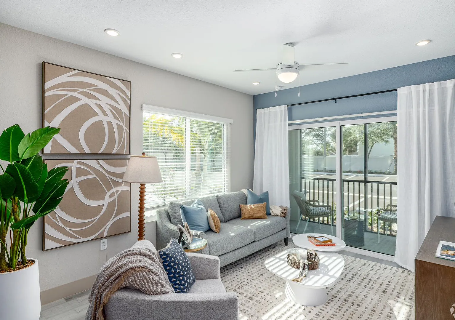 Azalea Park Apartments — Photo 1