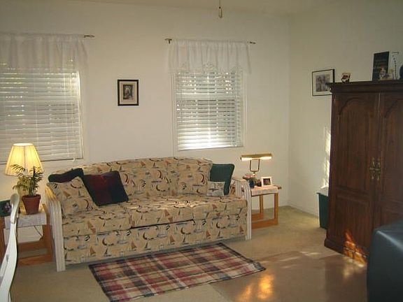5th image of 560 Folly Dr SE