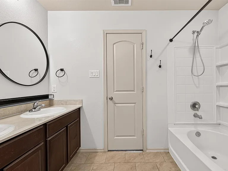 23718 Water Hickory Dr — Photo 23
