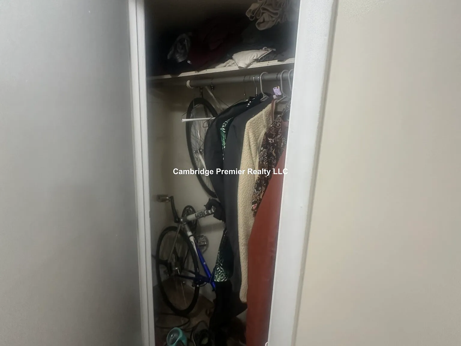 Studio, $2,200 — Photo 3