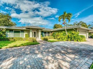 5548 Shadow Lawn Dr, Sarasota, FL 34242