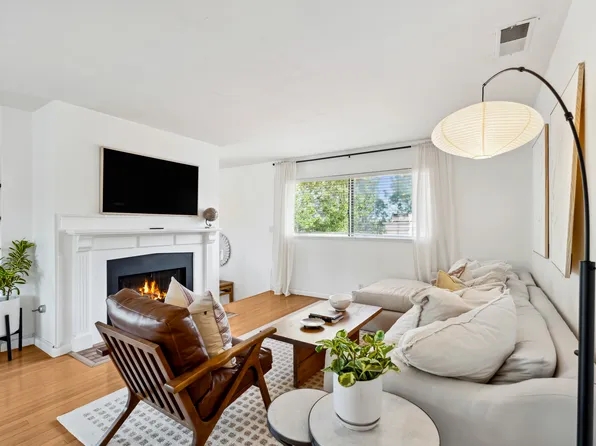 3109 Avenida Olmeda, Carlsbad, CA 92009