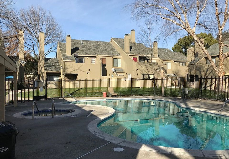 5226 Hemlock St APT 2, Sacramento, CA 95841 | Zillow