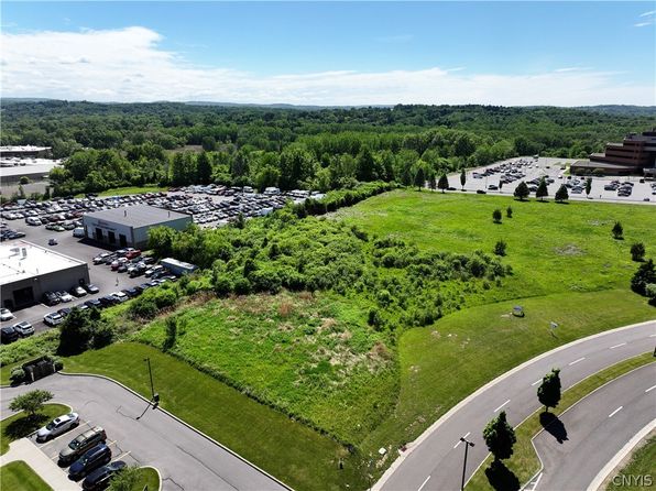 L11 Medical Center Dr #11, Fayetteville, NY 13066