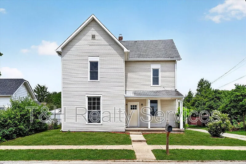 604 W 4th St