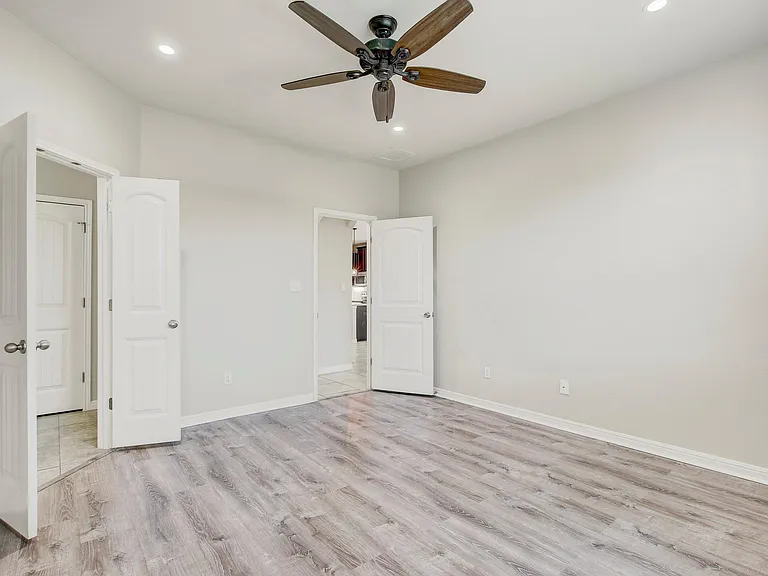356 Quarry Ln — Photo 16
