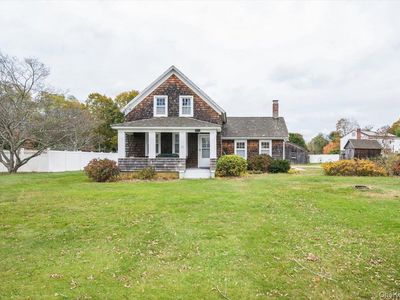 811 Locust Avenue, Bohemia, NY, 11716