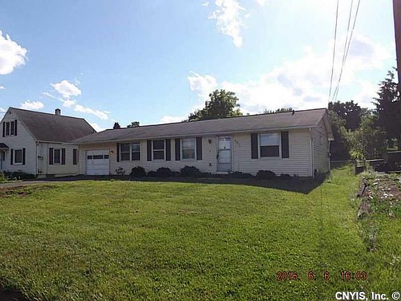 2nd image of 5811 N Burdick St