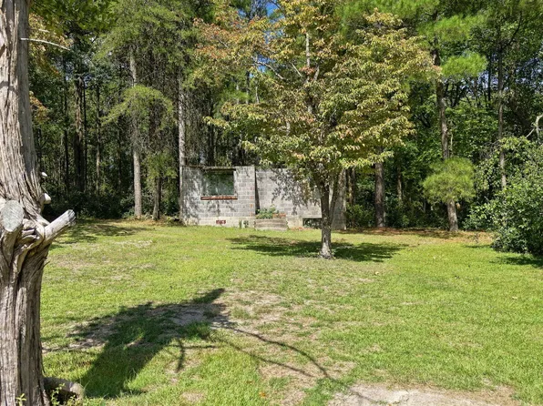 1418 Juniper Lake Road, West End, NC 27376
