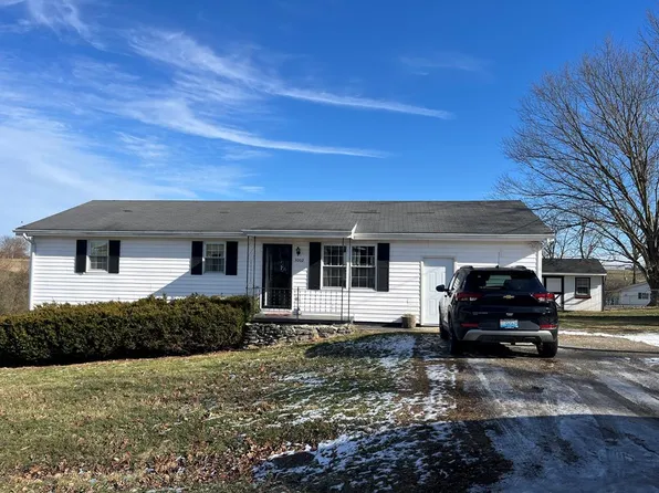 3002 Highland Dr, Maysville, KY 41056