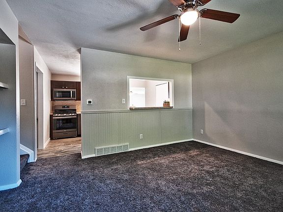 5th image of 22250 Farmwood Dr