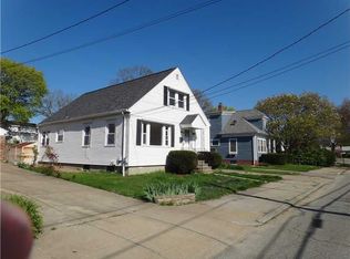 48 Enfield Ave, Providence, RI 02908