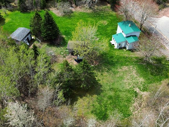 3rd image of 454 Mines Rd