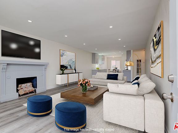4th image of 1220 1/2 W 65th St