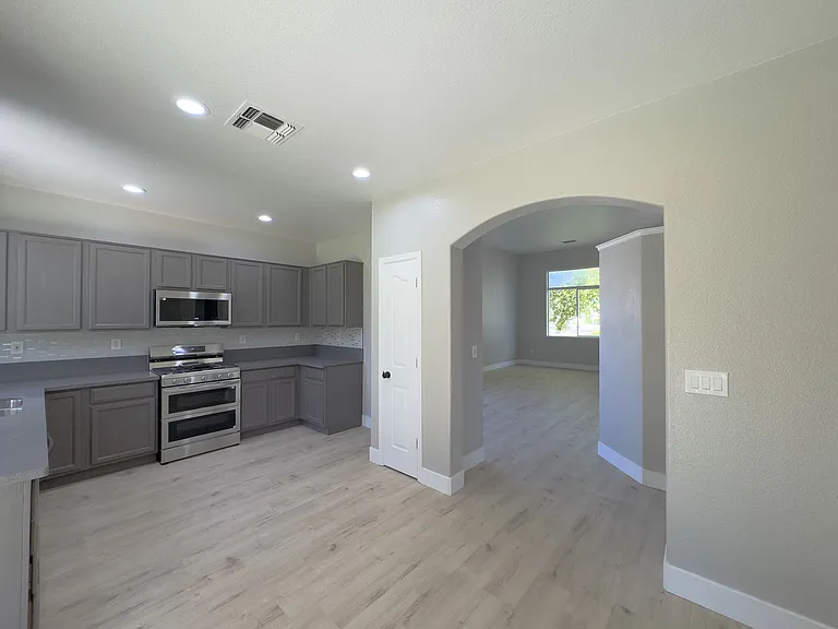 8268 Iron Gorge Dr — Photo 9
