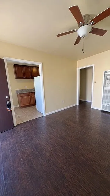 1 bed, 1.0 bath, $1,750 — Photo 2