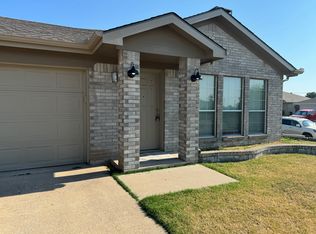10200 Dallam Ln, Fort Worth, TX 76108