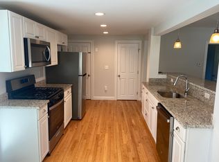 273 Main St #1, Amesbury, MA 01913