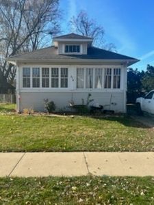 614 Illinois Ave, Elgin, IL, 60120