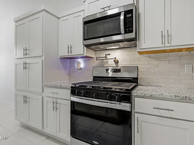 13808 Paseo Sereno Dr — Photo 17