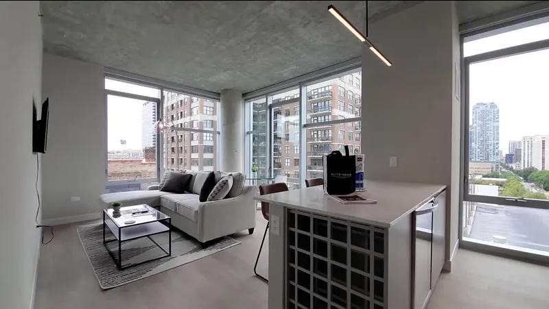 107 W Hubbard St #20