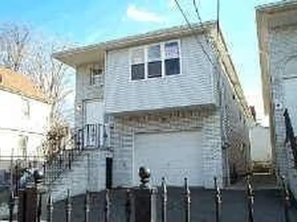 125 N 11th St, Newark, NJ 07107