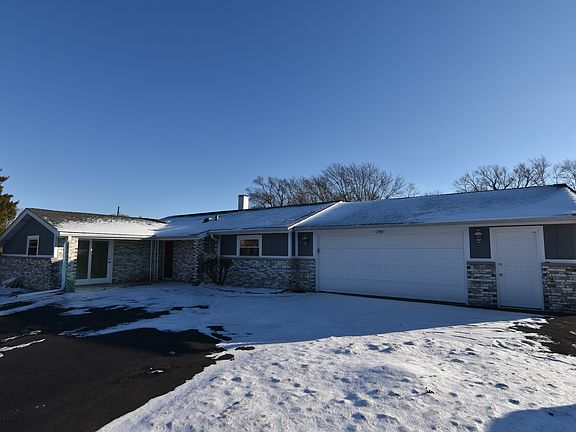 2nd image of 8841 W 163rd St