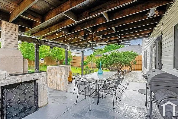 2345 Maple Dr — Photo 24
