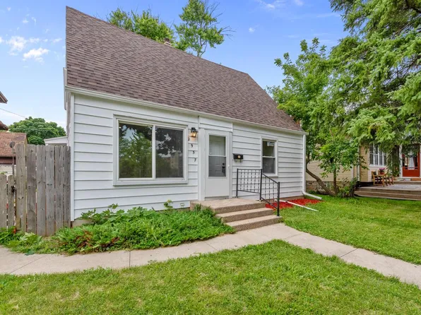 2957 North 52nd STREET, Milwaukee, WI 53210