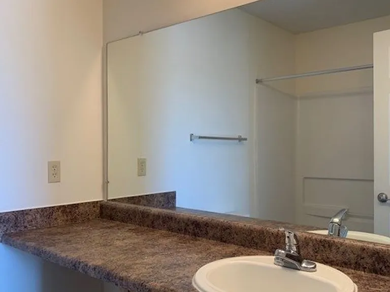 Hamilton at Turman Farms Apartments — Photo 55