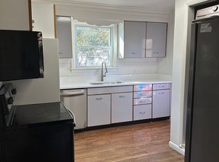 1425 Shoveller Ave, Virginia Beach, VA 23454