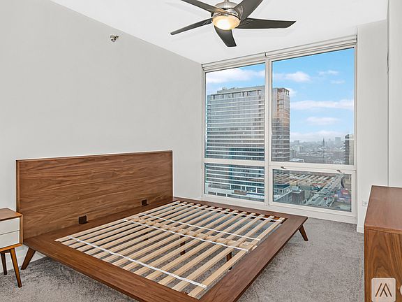 3rd image of 757 N Orleans St #1703