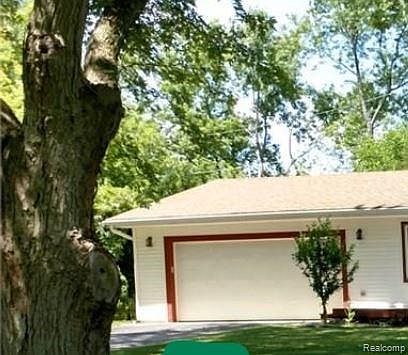 1st image of 5122 Iroquois Blvd