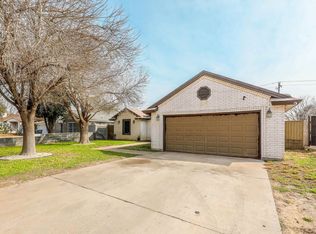 2113 Silverwood Dr, Laredo, TX 78045