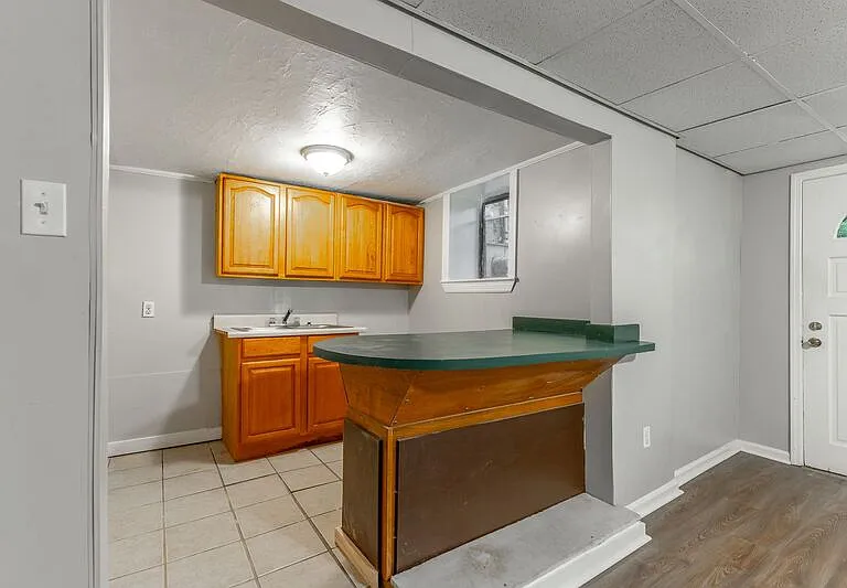 518 E Manning St #5 — Photo 1