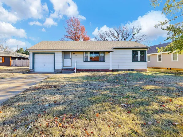 520 N Main St, Cheney, KS 67025