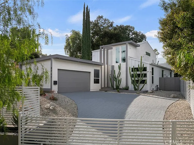 4731 Topanga Canyon Blvd — Photo 54
