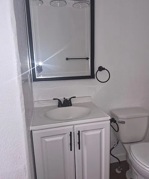 8391 San Fernando Rd #9 — Photo 10