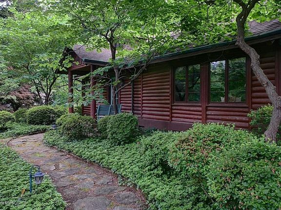 02 RE-Photos River Hill Gulick Owen