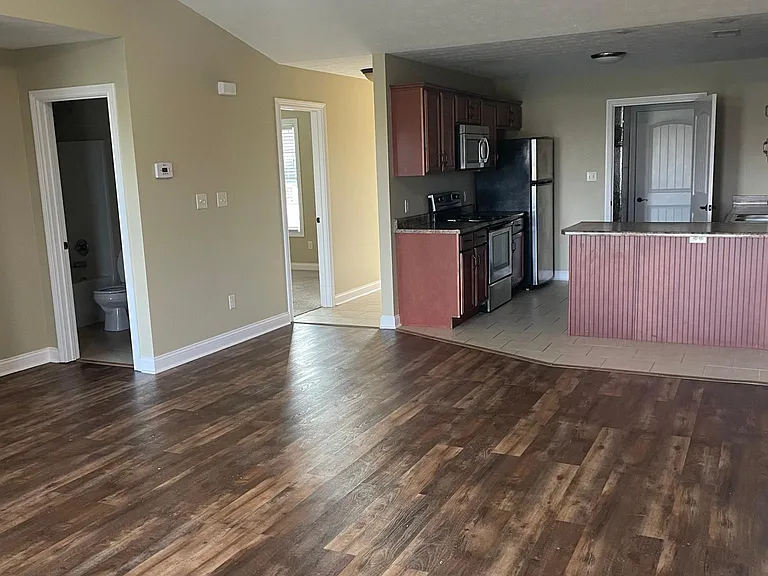 6053 Lauren Ln — Photo 1