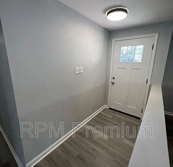 8803 Orleans Dr — Photo 29