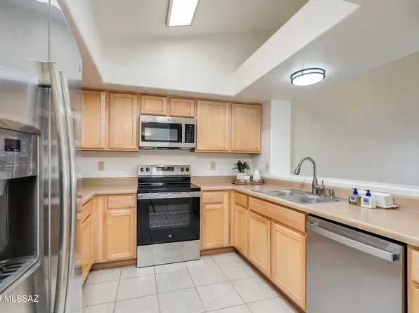 7847 E Roget Dr, Tucson, AZ 85710