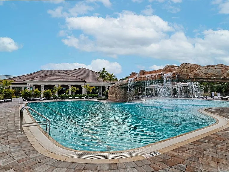 17810 Gawthrop Dr #305 — Photo 44
