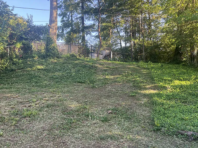 615 Crest Ct — Photo 34