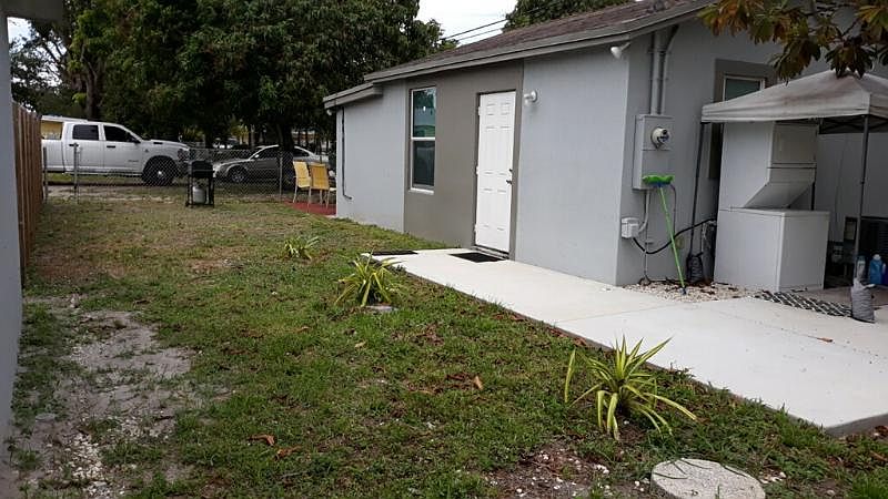 1st image of 102 Northwest Dr