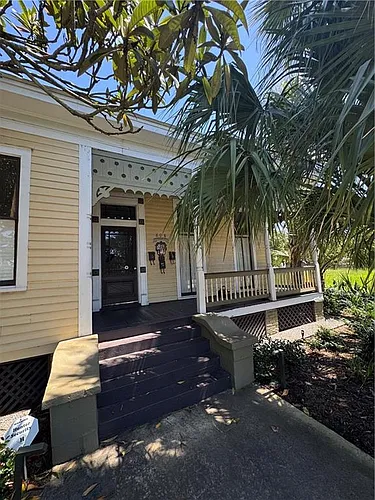 808 Dauphin St #C Photo 1